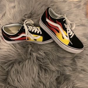 Old Skool Vans Flames W6.5